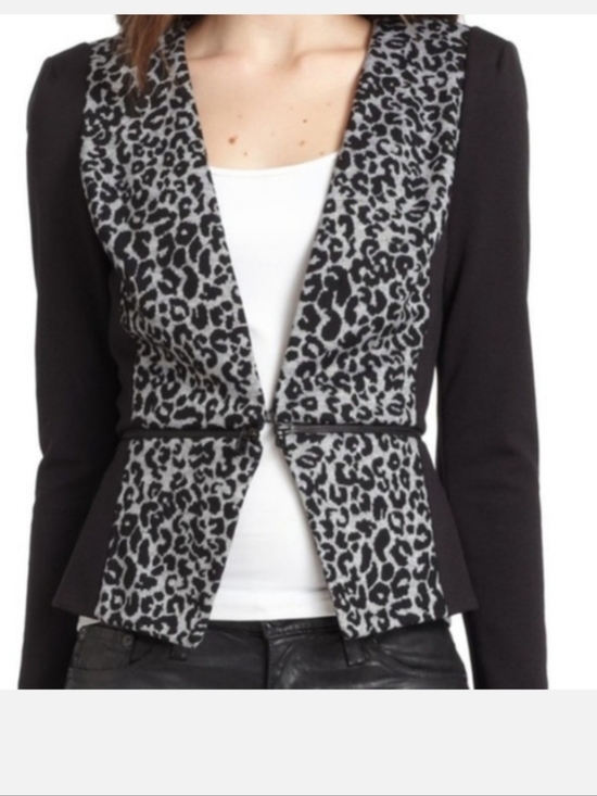 Rebecca Taylor Jackets & Blazers - Rebecca Taylor Convertible Black Gray Leopard Print Peplum Knit Blazer Size 8